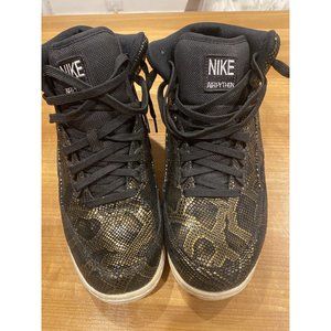 Nike Air Python Black and Gold Size 9 no box